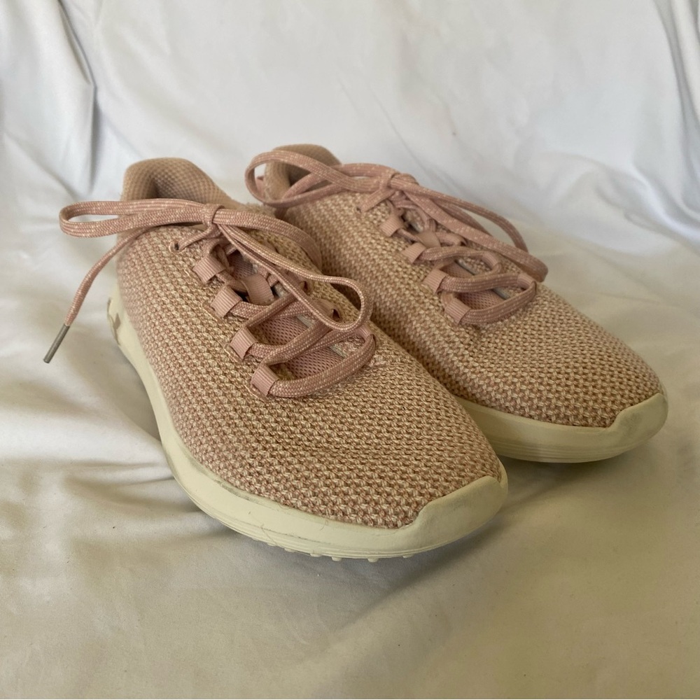 Under Armour Lightweight Breathable Sneakers Pink Size 7
